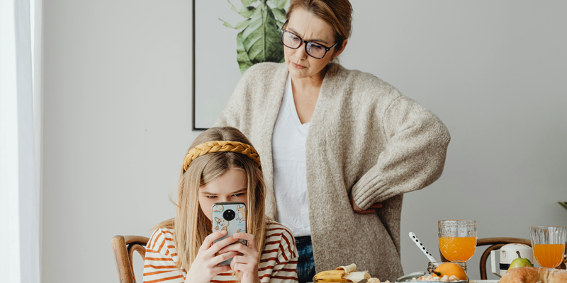 Depressão na Adolescência e a Influência das Redes Sociais